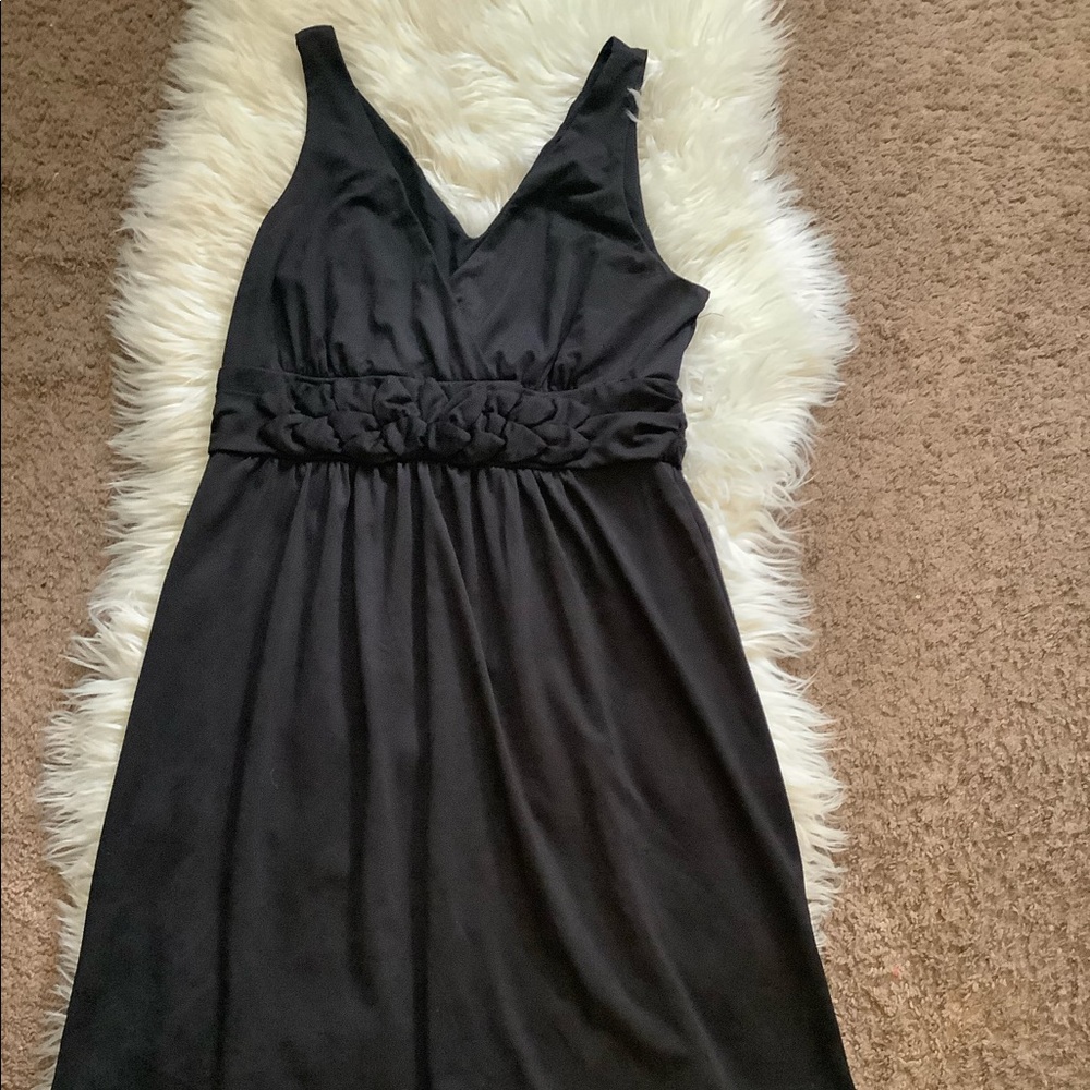 🌵 Little black dress